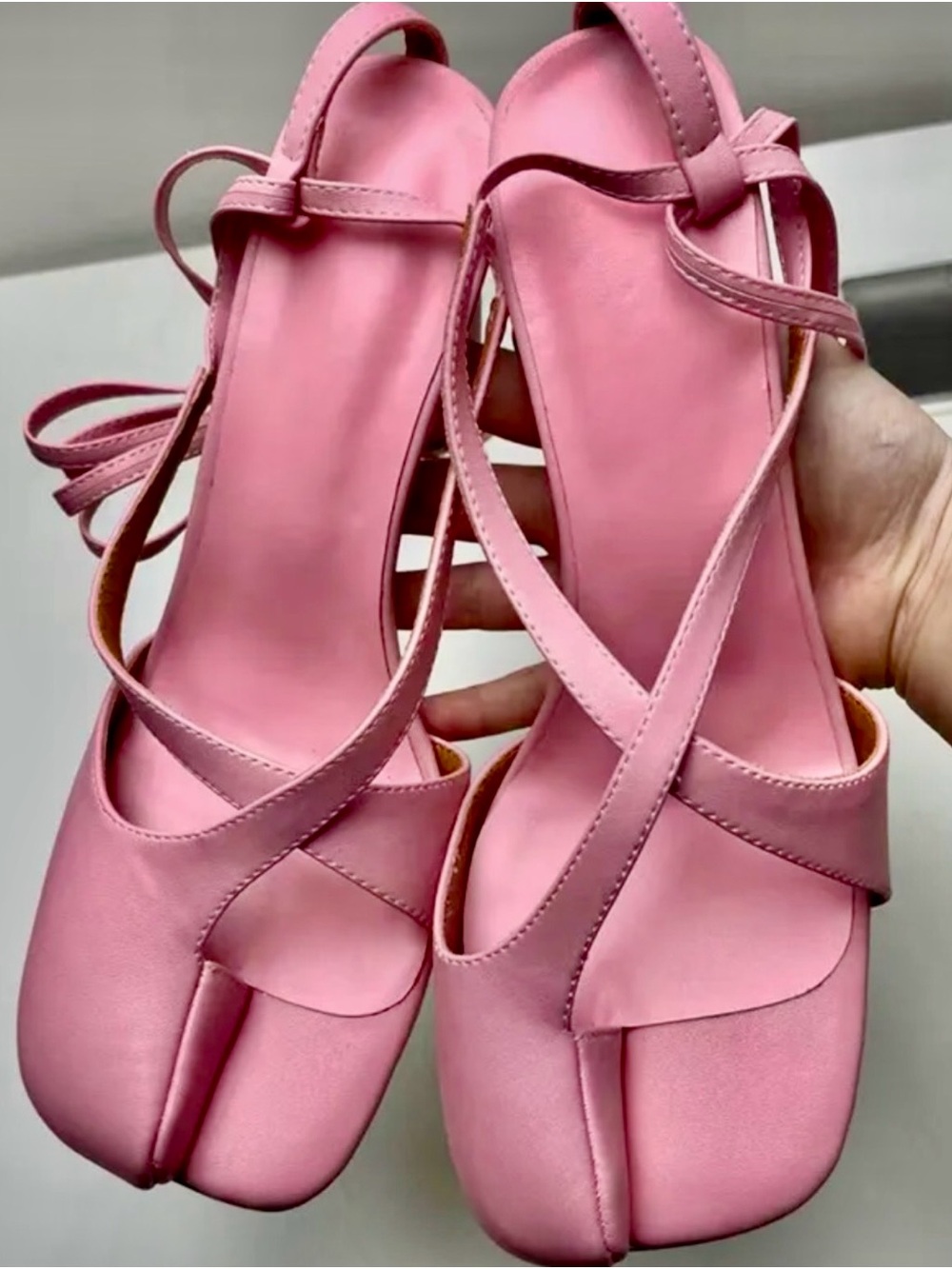 Tabi open toe style heels